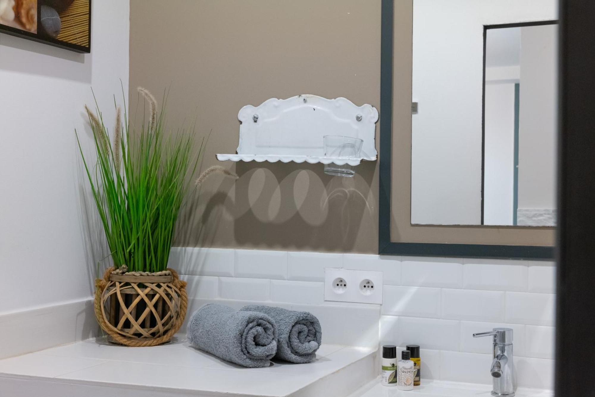 Appartement Classe 3 Etoiles - Canohes Екстер'єр фото